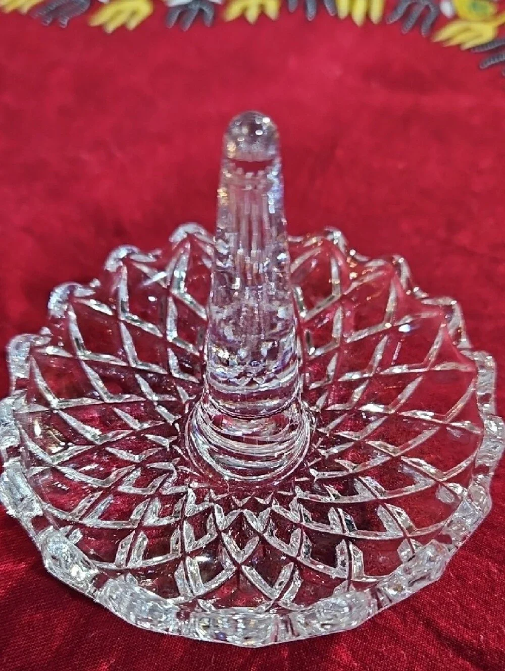 VTG Crystal Clear Cut Glass Ring Holder Dish – Scalloped Edge Vanity Organizer